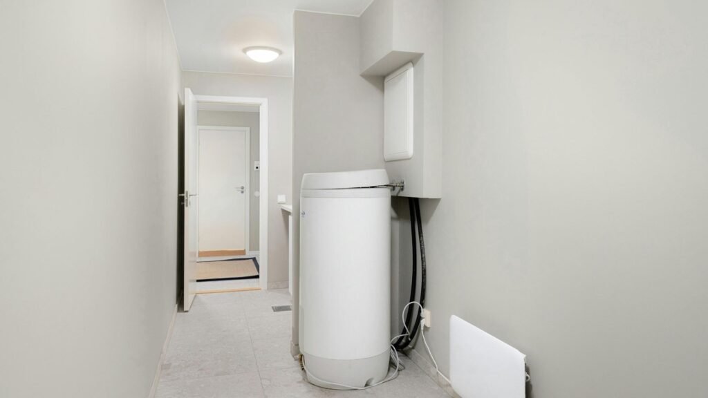 Best Bathroom Heaters In NZ: Top Picks & Buying Guide 5 best bathroom heaters nz 5