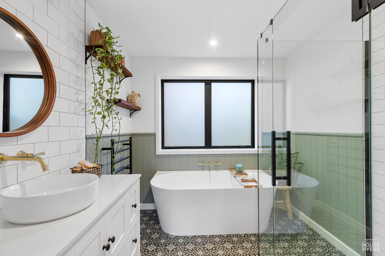 Home 3 house of the year symphony builders hamilton bathroom side view